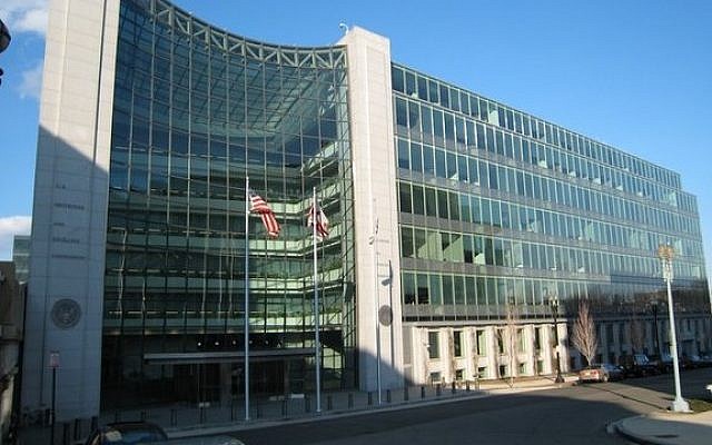 The SEC has issued a warning against interest-bearing crypto accounts, stating that they are riskier than bank deposits.