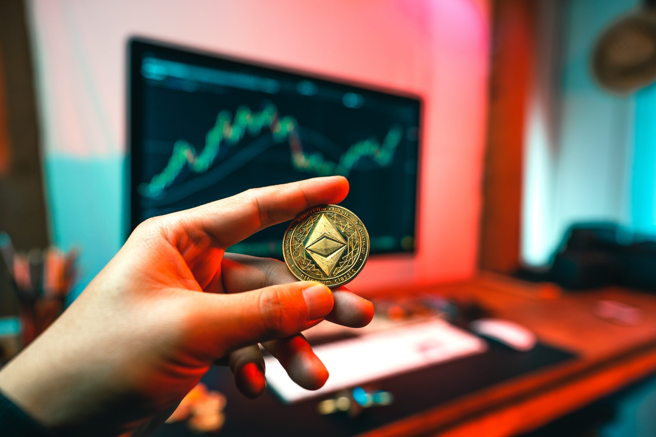 Ethereum Network Fees Continue to Decline: Transfer Fees Have Dropped to Their Lowest Level in Six Months.