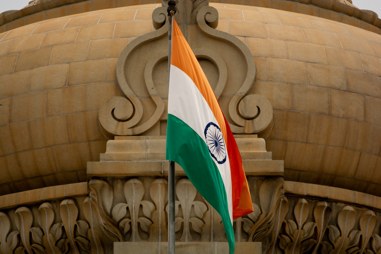 Cryptocurrencies Could Lead to "Dollarization" of the Indian Economy, According to a Report