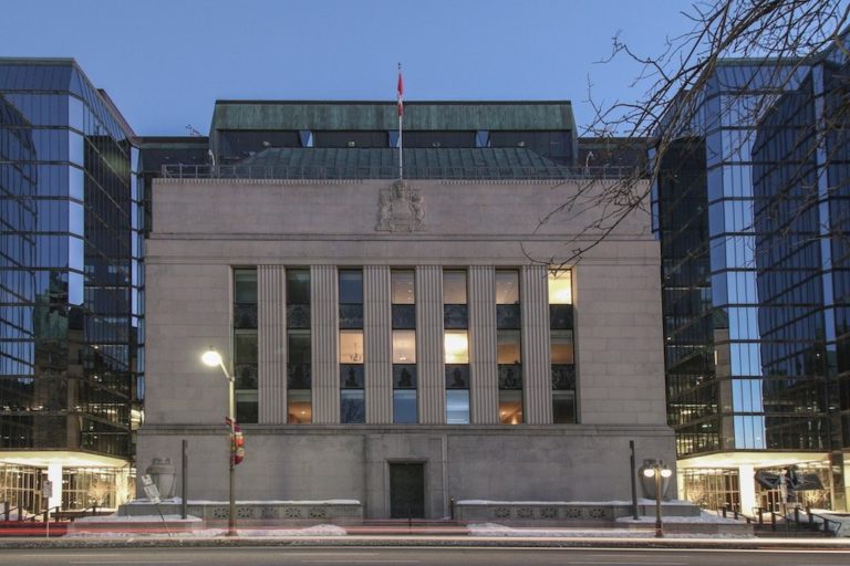 Bank of Canada Consultant Proposes Bitcoin-based Financial System