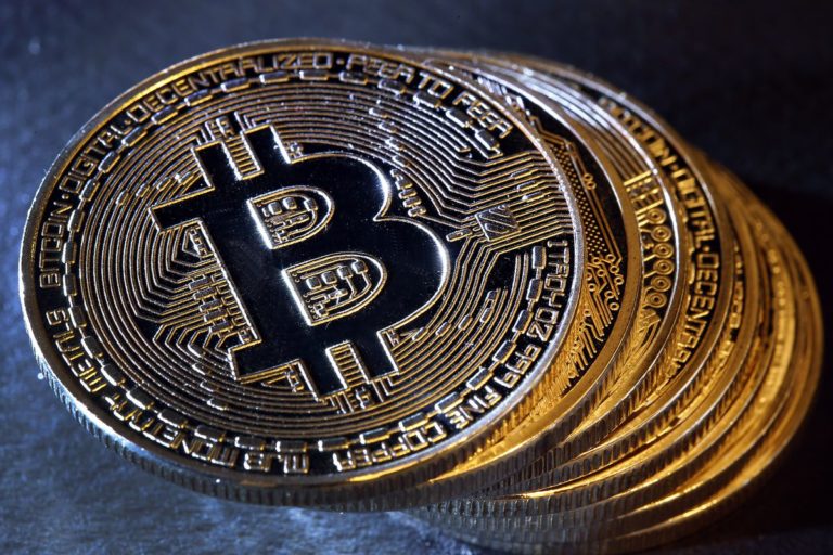 Bitcoin value reached to $4900, highest in 4-month