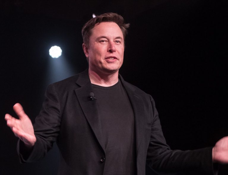 Musk Hints Tesla Will Resume Taking Bitcoin as Payment