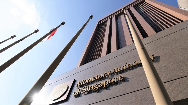 Singapore’s Central Bank, DBS, and JPMorgan Work Together to Explore Digital Assets’ Applications, Defi